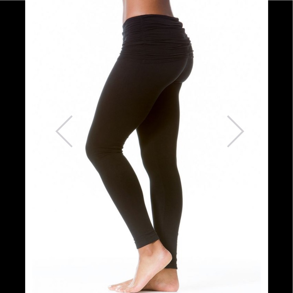 Hard Tail Scrunch Rollover Leggings